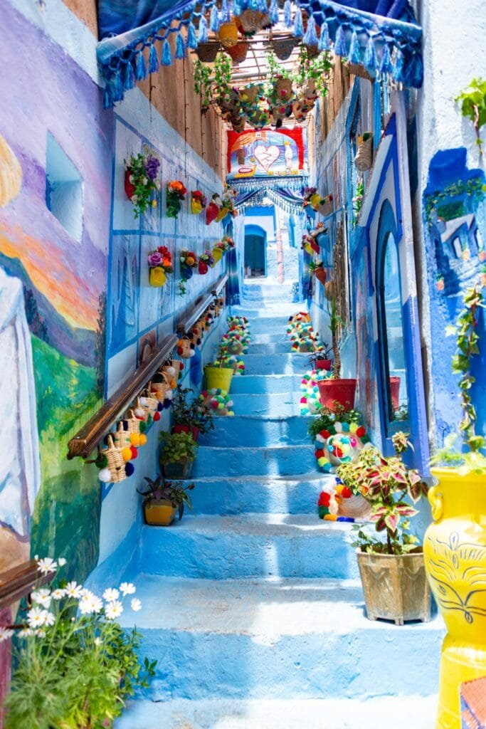 Discover a comfortable journey from Fes to Chefchaouen 5
