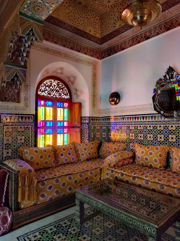 Top Things That Make Fez Special: History & Handicrafts 85 Fez Embroidery is one of the finest traditional crafts in Morocco, known for its exquisite detail and luxurious appearance. This intricate hand-embroidery is usually done with silk threads and is used to decorate a variety of items, including kaftans, cushions, tablecloths, and other home furnishings.The process involves delicate stitching techniques that create intricate floral patterns, geometric shapes, and other elaborate designs. The skill required to create such fine embroidery makes it a highly valued craft that has been passed down through generations of artisans in Fez.🌟 Why This Craft Matters:
Cultural Legacy: Fez Embroidery is a symbol of Moroccan artistry and elegance, showcasing the craftsmanship of local artisans who have perfected this craft over centuries.Unmatched Precision: Each stitch is a work of art, showcasing the meticulous craftsmanship and high-quality materials used.Luxury and Tradition: This craft adds a touch of luxury and tradition to Moroccan fashion and home decor, making it highly sought after by collectors and visitors.