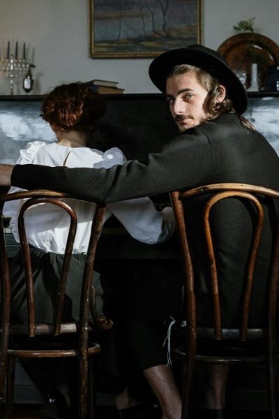 A scene representing the vibrant Jewish community that flourished in Morocco for centuries, contributing substantially to the country's economy and culture. Highlights the preserved heritage in historic Mellahs (Jewish quarters) in cities like Fez.